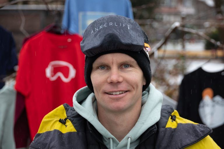 Mit dem Ankerlift ins Skifahrer-Vergnügen