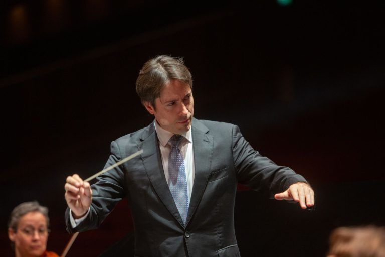 Leuchtende Klänge in dunkler Jahreszeit