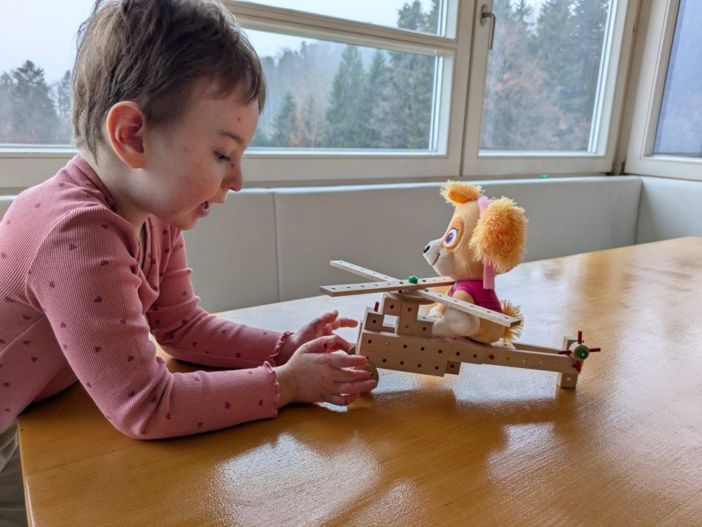 Weihnachtszauber für die NEUE-Patenkinder: Herzenswünsche, die Freude verbreiten!