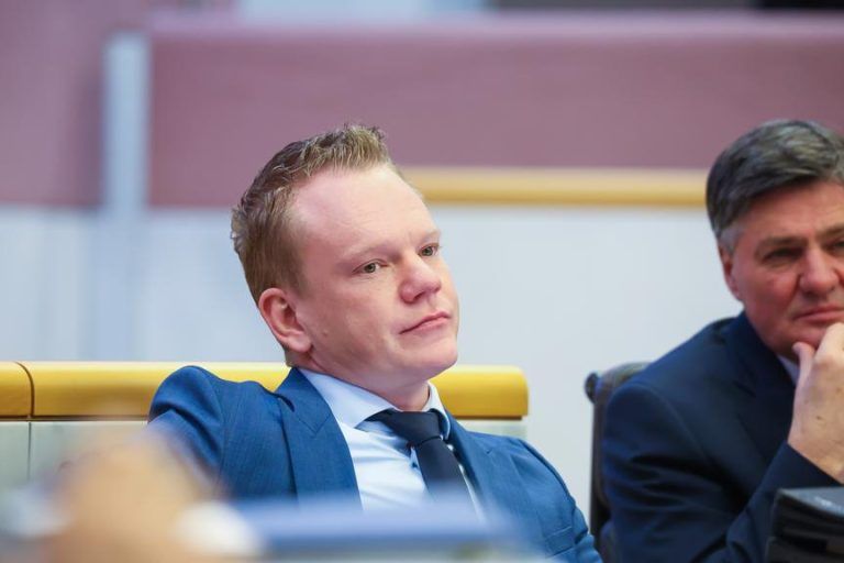 Debatte um Landesbudget: Zwischen "Mut zu Reformen" und "Blasphemie"