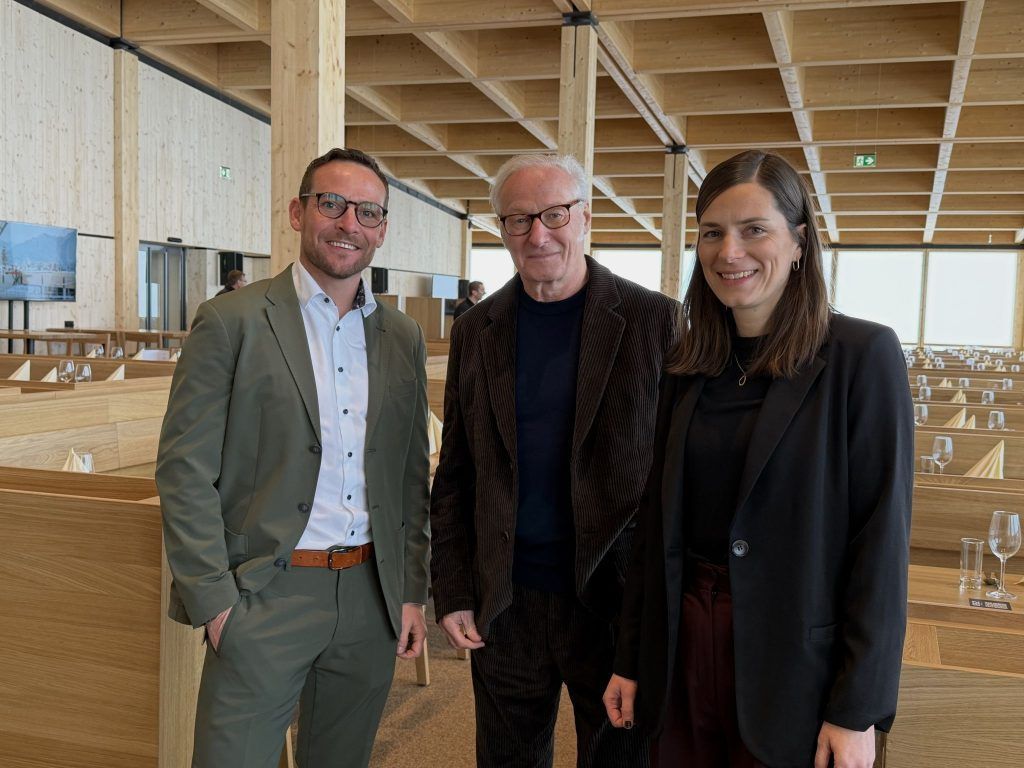 Neues Bergrestaurant am Golm eröffnet: Nachhaltigkeit und Panorama im Fokus