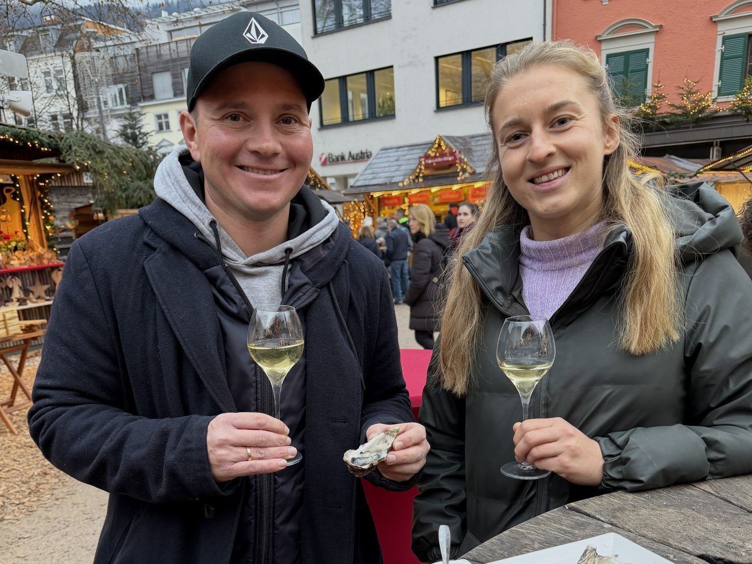Weihnachtsmarkt der Sinne mit Austern und Champagner