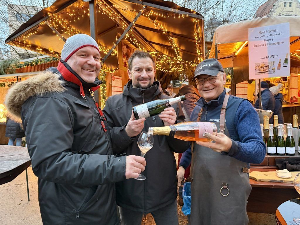 Weihnachtsmarkt der Sinne mit Austern und Champagner