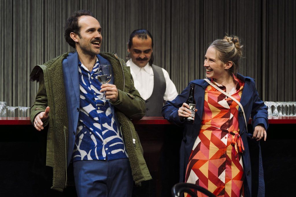 Ehekrise zwischen Therapie und Tresen