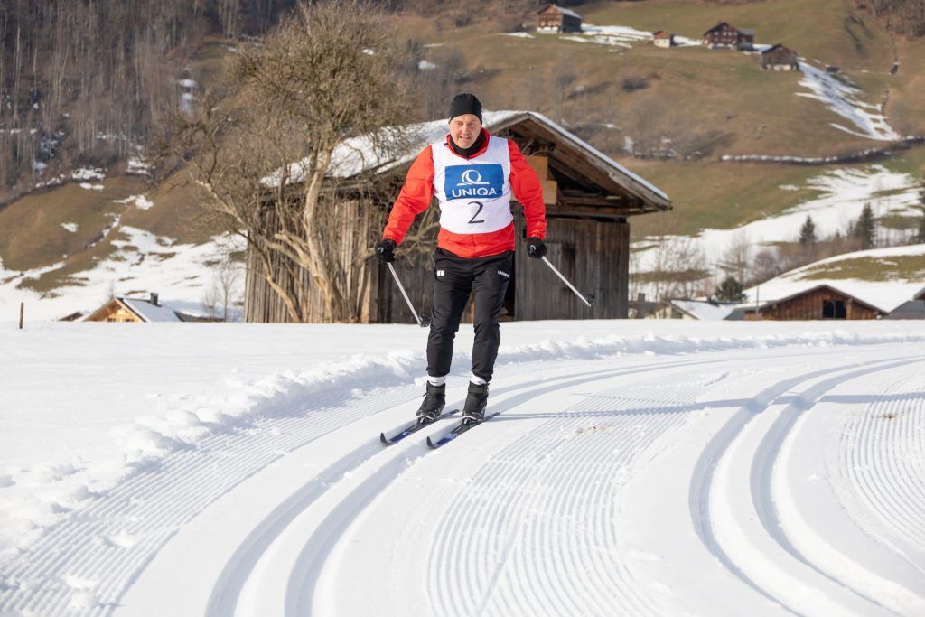 Grün-Weißes Schneegestöber im Wald