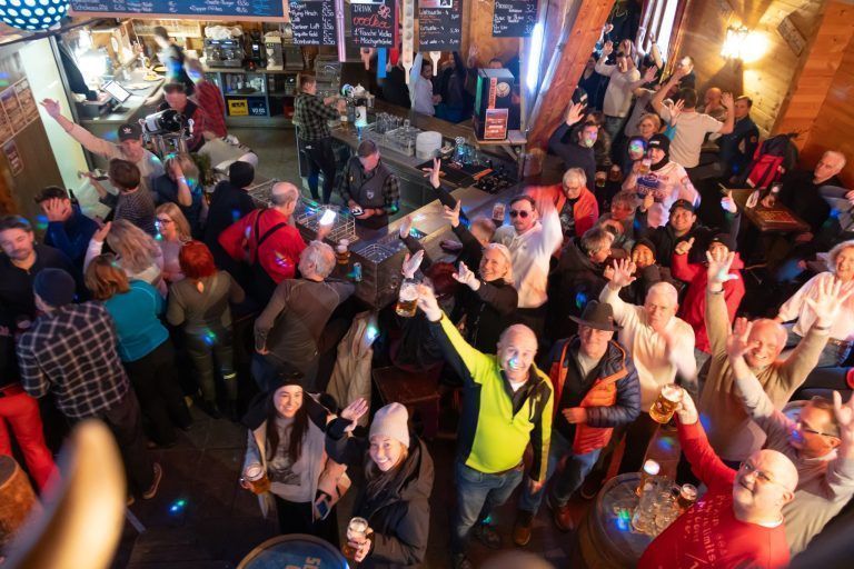 Gewalt und negative Schlagzeilen: Ist Après-Ski noch immer zeitgemäß?