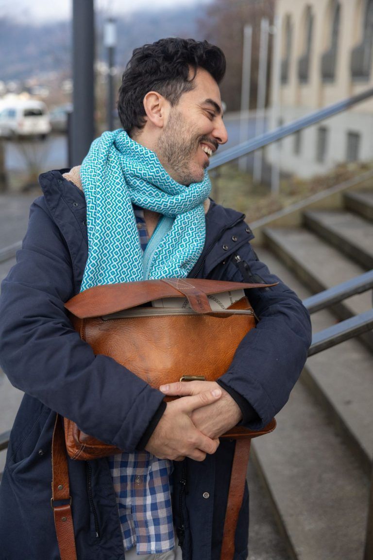 Akin Can: Gastronom und Autor historischer Abenteuerromane