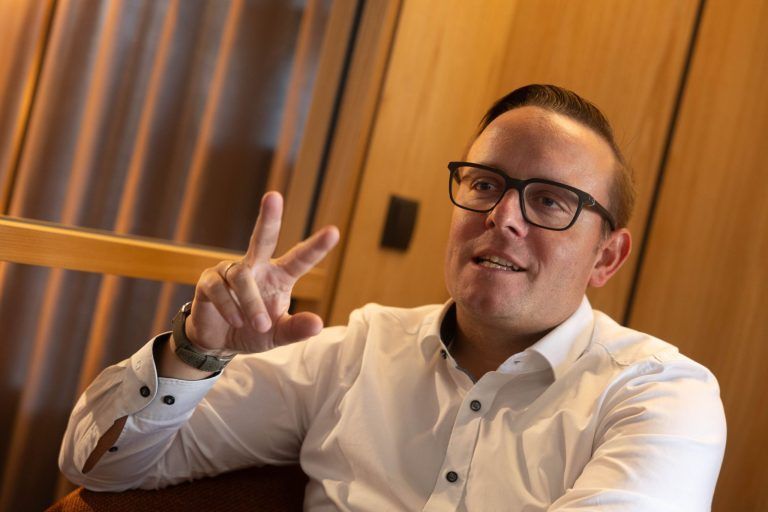 Soll Eishockeyklub zu Fusion gedrängt werden?