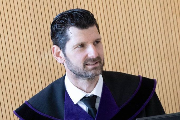 Polizeikontrolle auf "Drogen"-Spielplatz: Jugendlicher wehrte sich gegen Durchsuchung