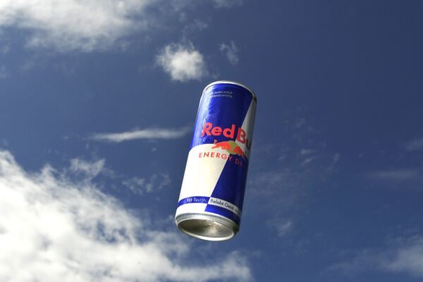 Red Bull verkaufte 2025 weltweit 14 Milliarden Dosen