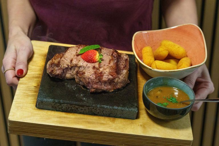 Auf ein Steak beim verrückten Stier