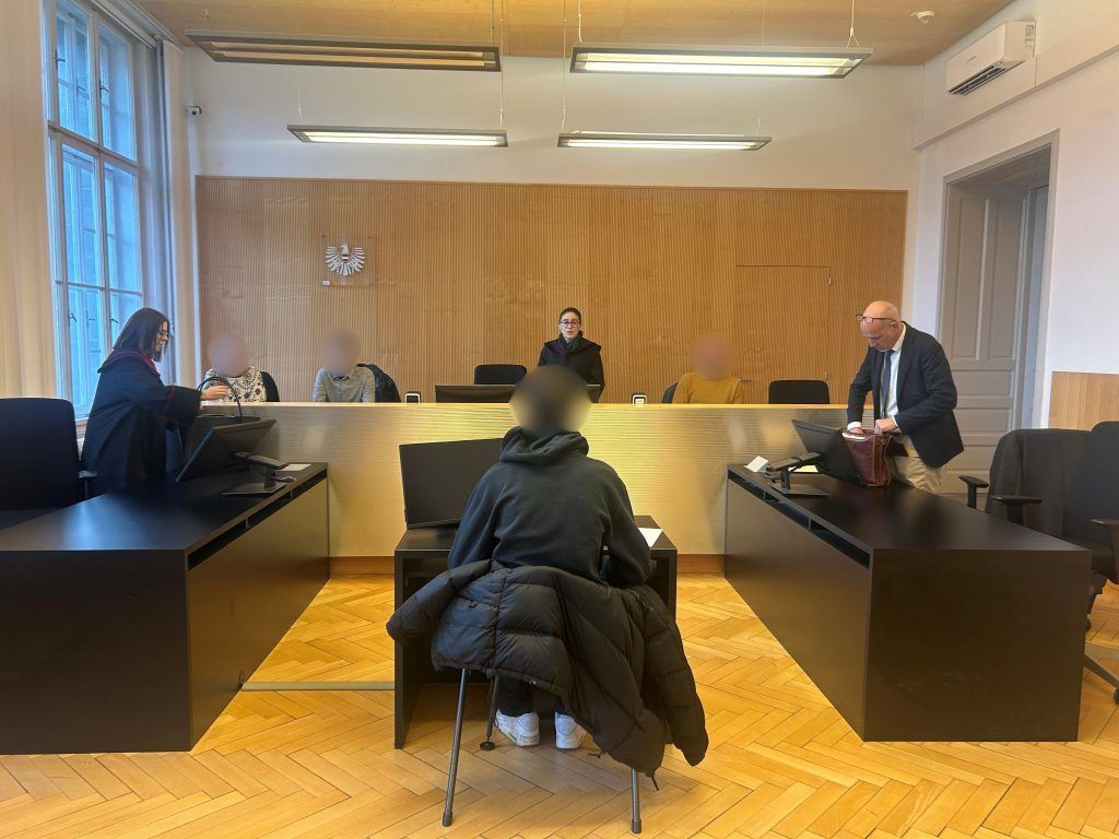 65.000 Euro Betrugsgeld landete auf Konto eines Schülers: 20-Jähriger vor Gericht