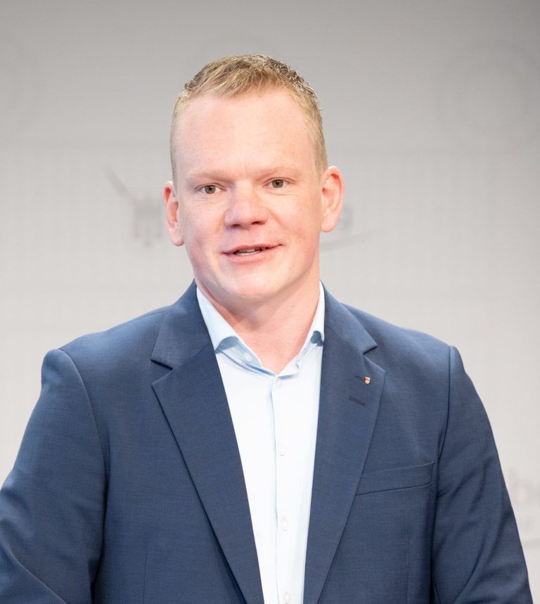 Pressefoyer Strassenbau 13124