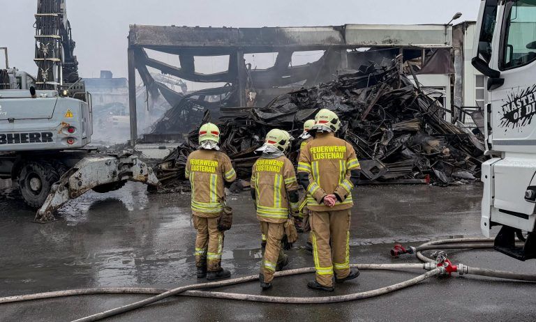 Neue Aufnahmen von der Brandruine in Lustenau