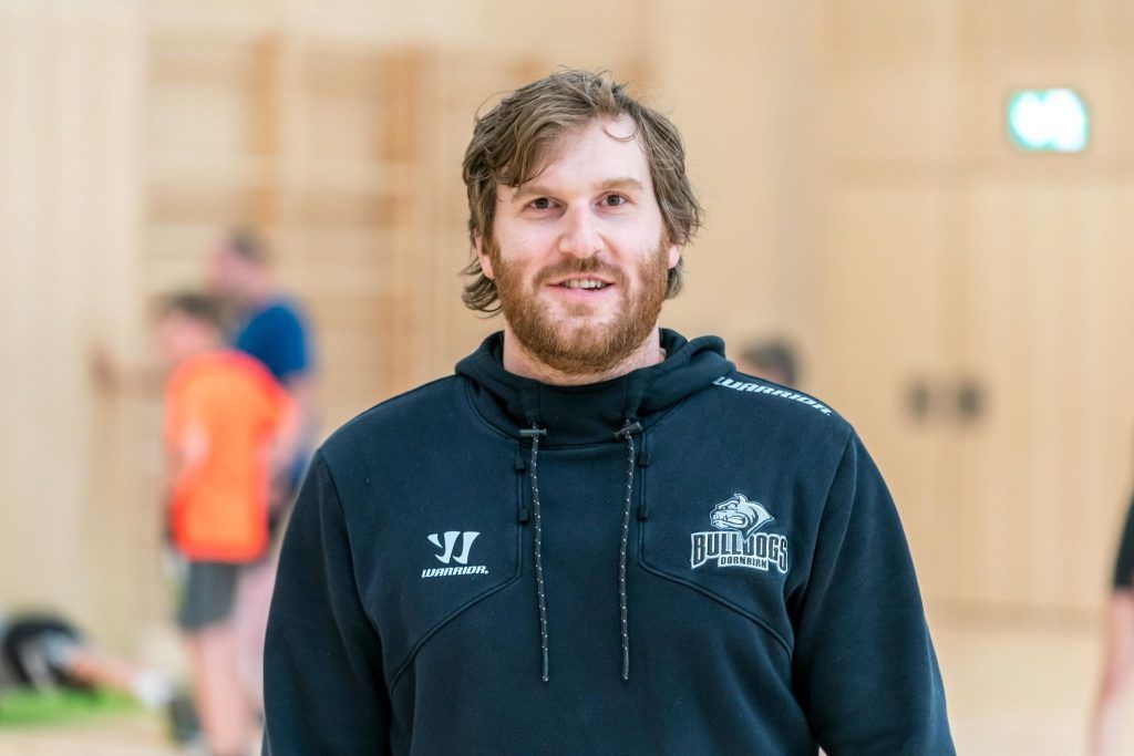 Mehr Sicherheit auf dem Eis mit Tipps vom Eishockey-Profi