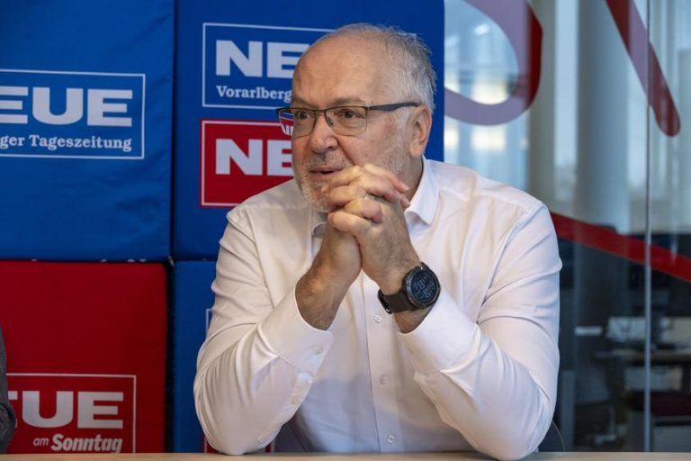 IV-Neujahrsempfang: "Die Realität zwingt uns leider auch zurück in die Rüstungsindustrie"