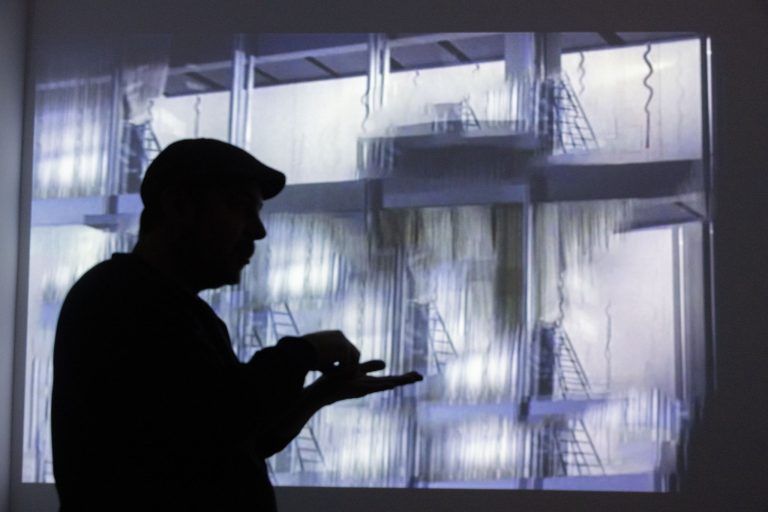 Die Poesie von Zweifel und Entstellung