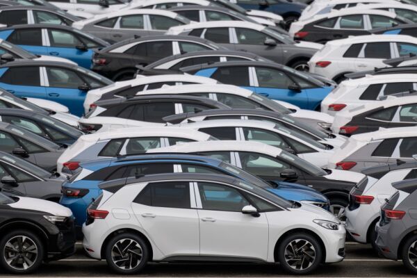 Wettbewerbsminister diskutieren Energiepreise und US-Zölle