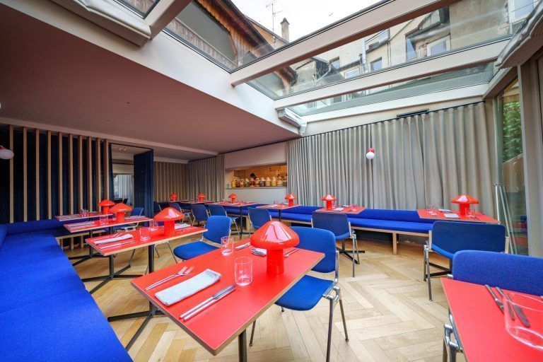 Asien trifft Europa beim „freien Vogel“