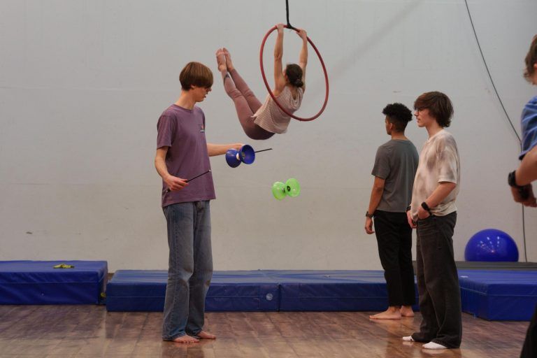 Zirkusluft schnuppern: Eine Halle voller Möglichkeiten