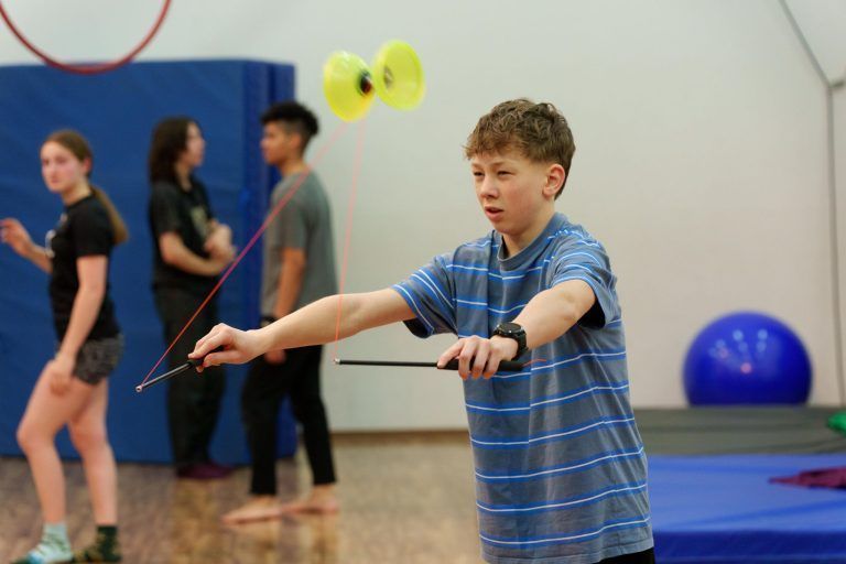 Zirkusluft schnuppern: Eine Halle voller Möglichkeiten