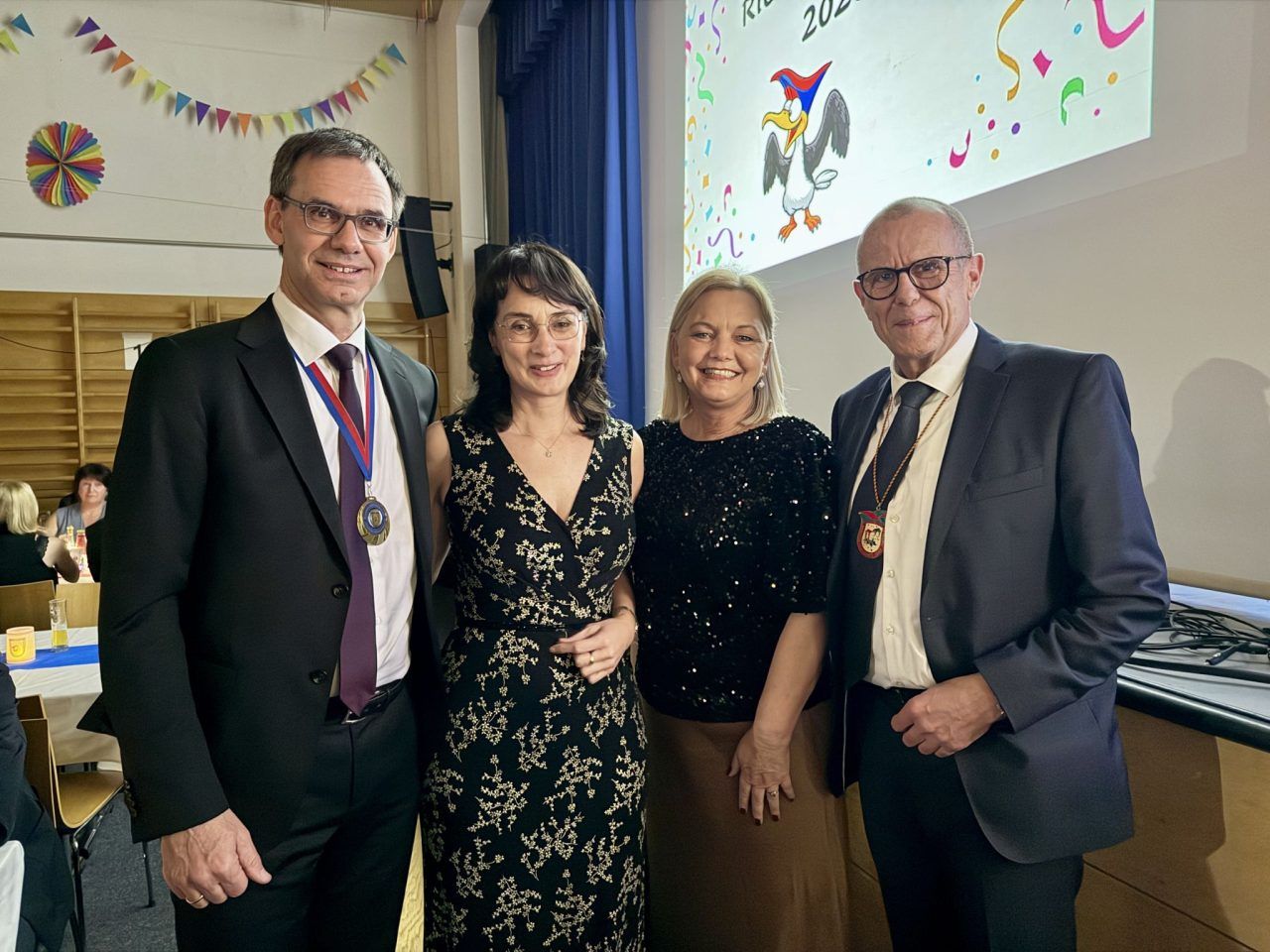 Närrische Riebelzunft Frastanz feiert legendären Riebelzunftball