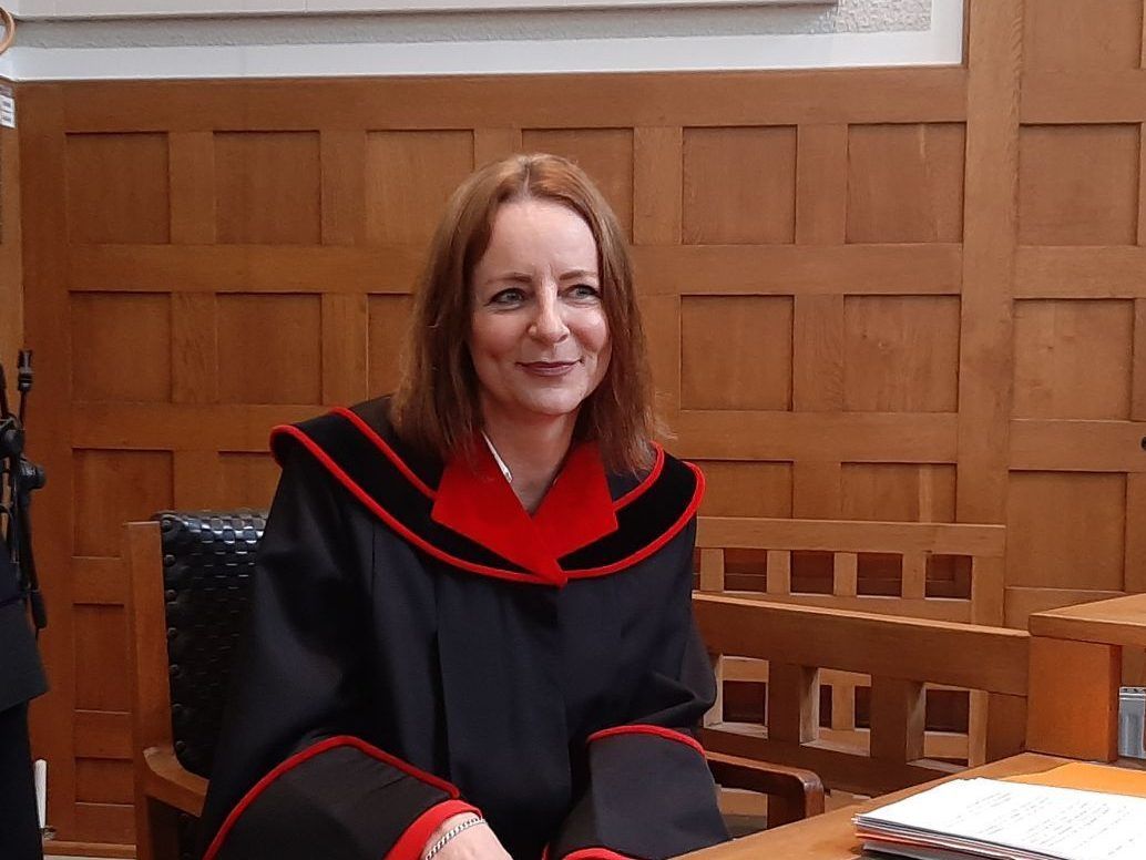 Psychisch Kranker stach auf vier Menschen ein