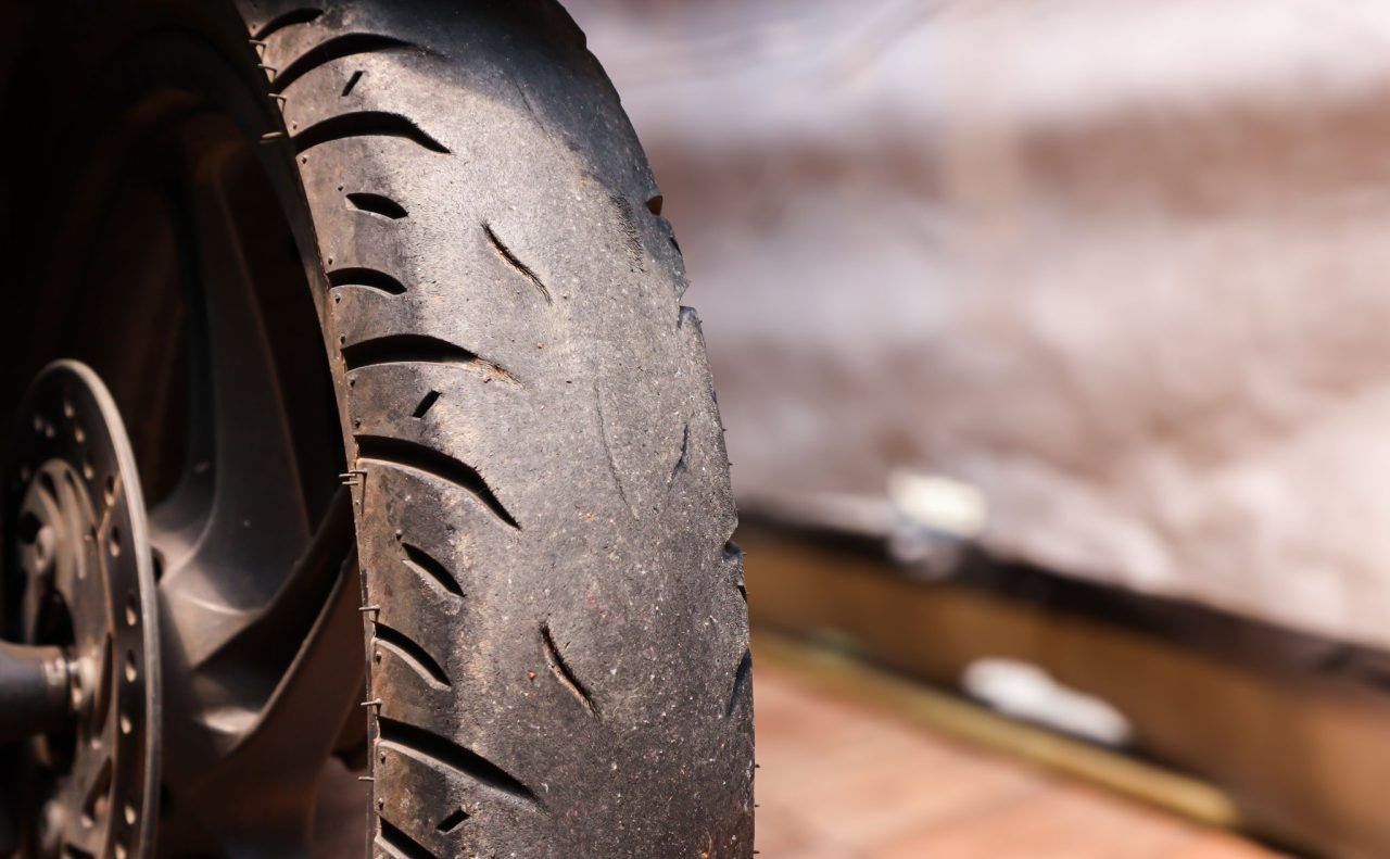 Sicher in die Saison: Worauf Motorradfahrer beim Frühjahrs-Check achten sollten