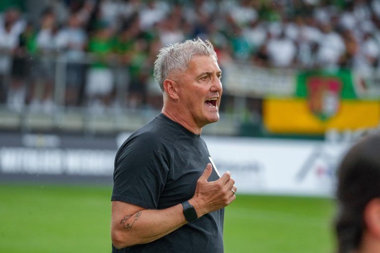 Das Spitzenspiel wirft seine Schatten voraus