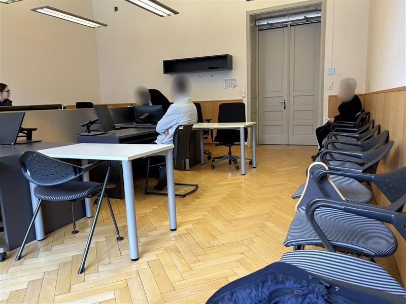 Mit gefälschtem Ausweis und Führerschein in die Polizeikontrolle: Urteil