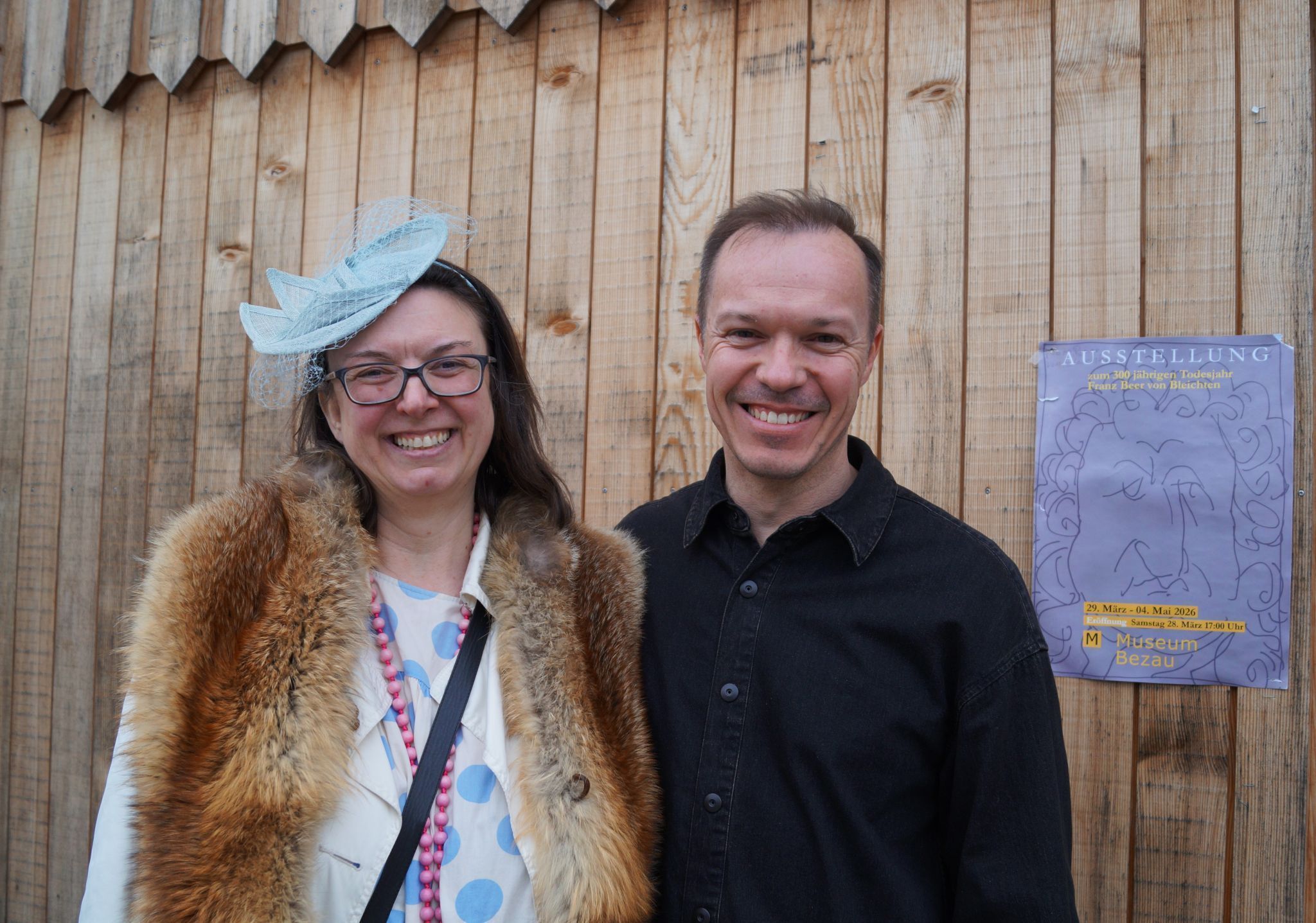 Margit Anita Hinterholzer vom Musiktheater Vorarlberg und Architekt Markus Innauer im Gespräch