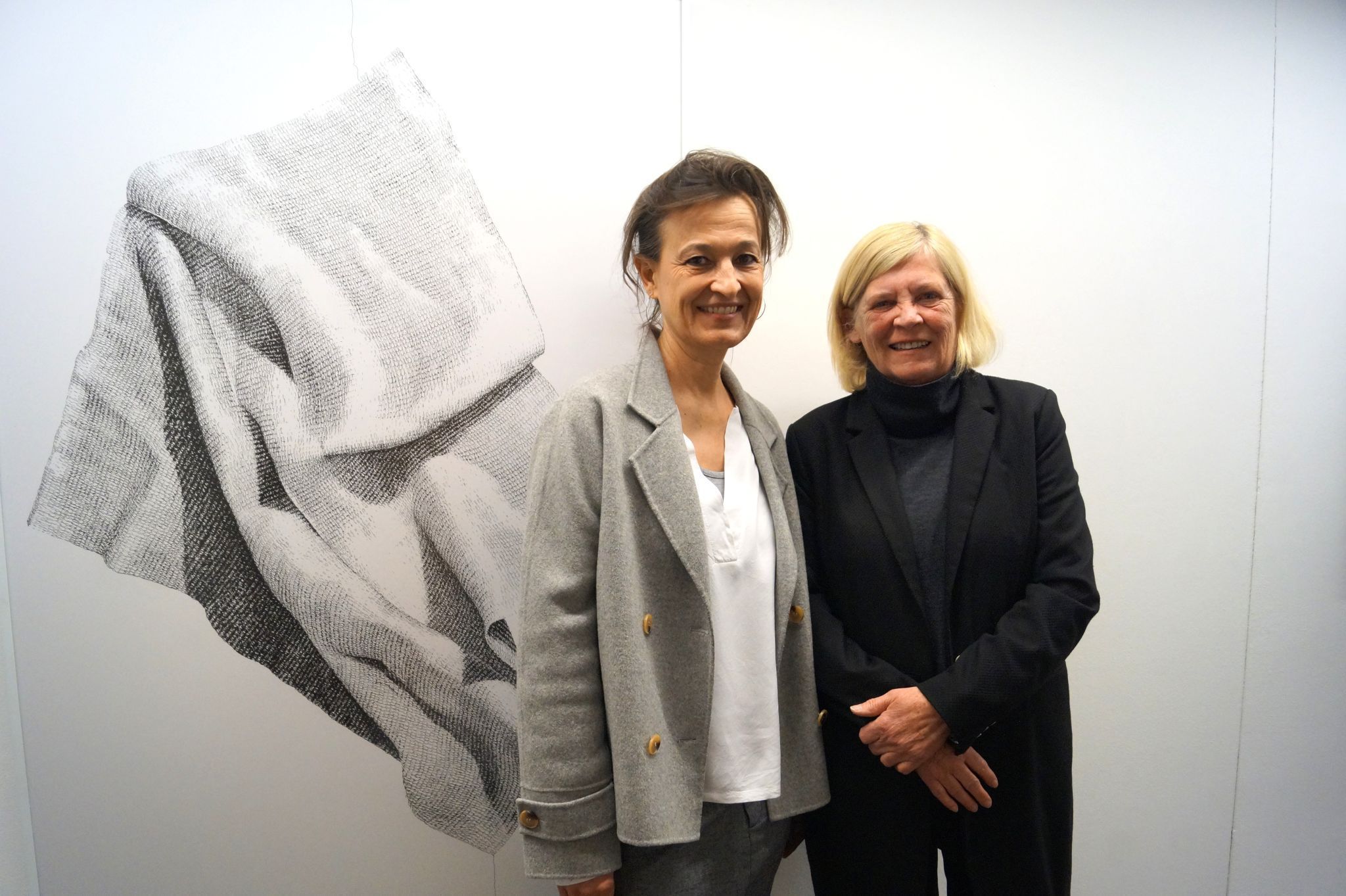 Künstlerin Monika Supé und Galeristin Andrea Mießgang Romagna