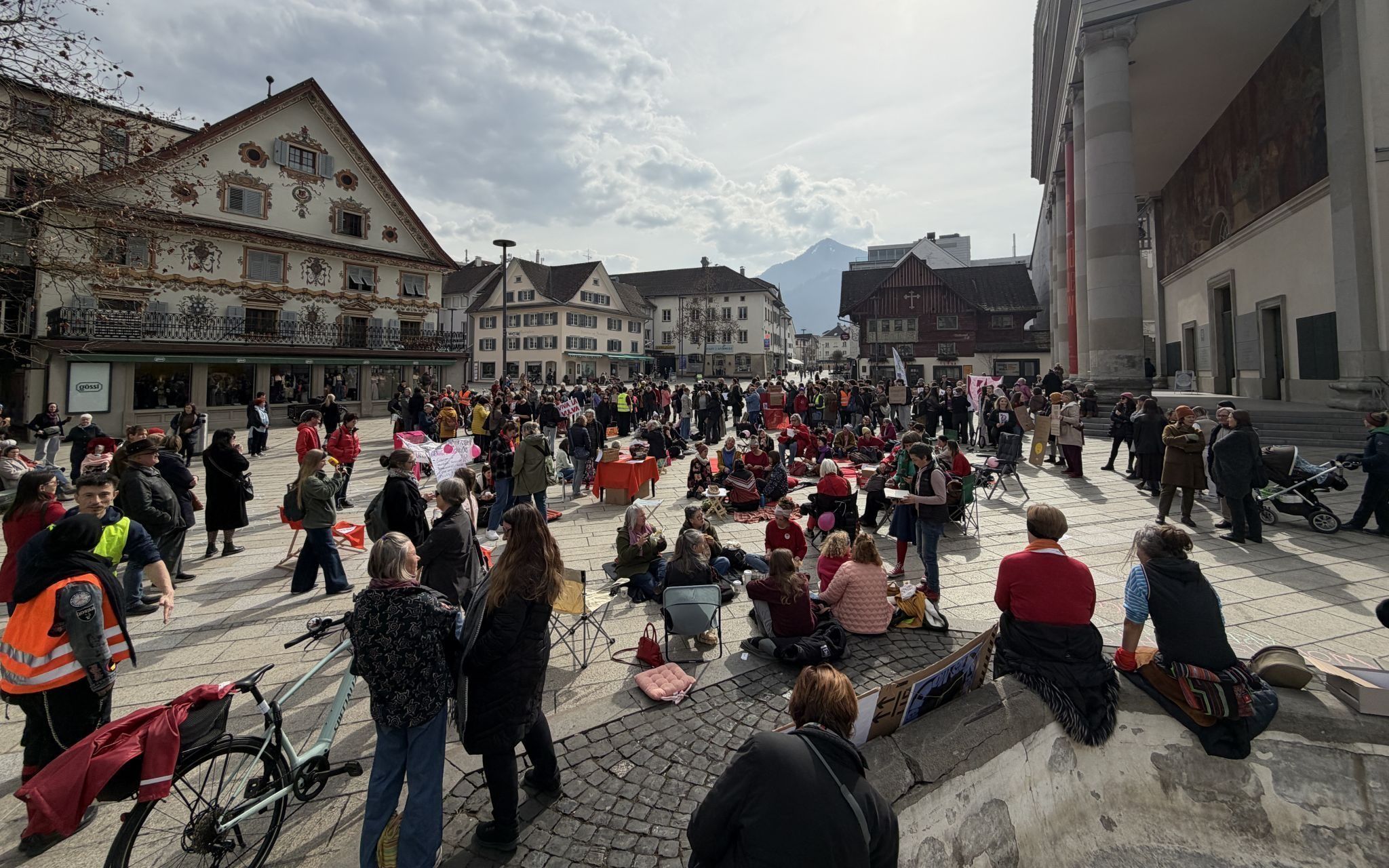 Frauenstreik ENOUGH!Genug!