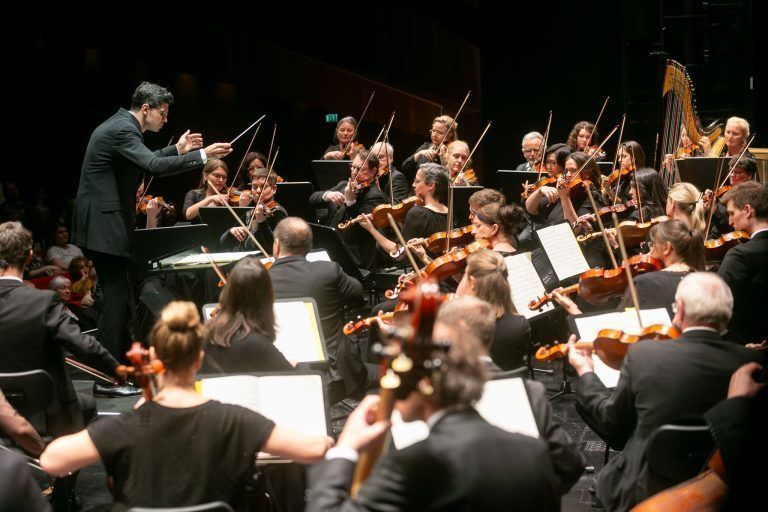 SOV begeistert mit Musik aus dem Schatten der Geschichte