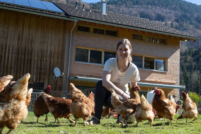 Zwischen Stall und Verantwortung: Der Alltag einer jungen Bäuerin aus dem Bregenzerwald