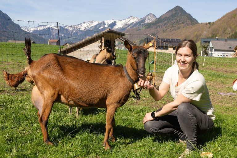 Zwischen Stall und Verantwortung: Der Alltag einer jungen Bäuerin aus dem Bregenzerwald