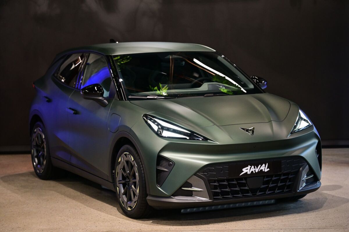 VW startet E-Kleinwagen-Offensive mit Cupra Raval