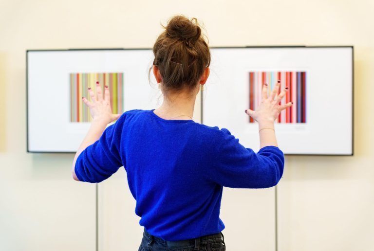 Kunst aus den Farben der Fiktion