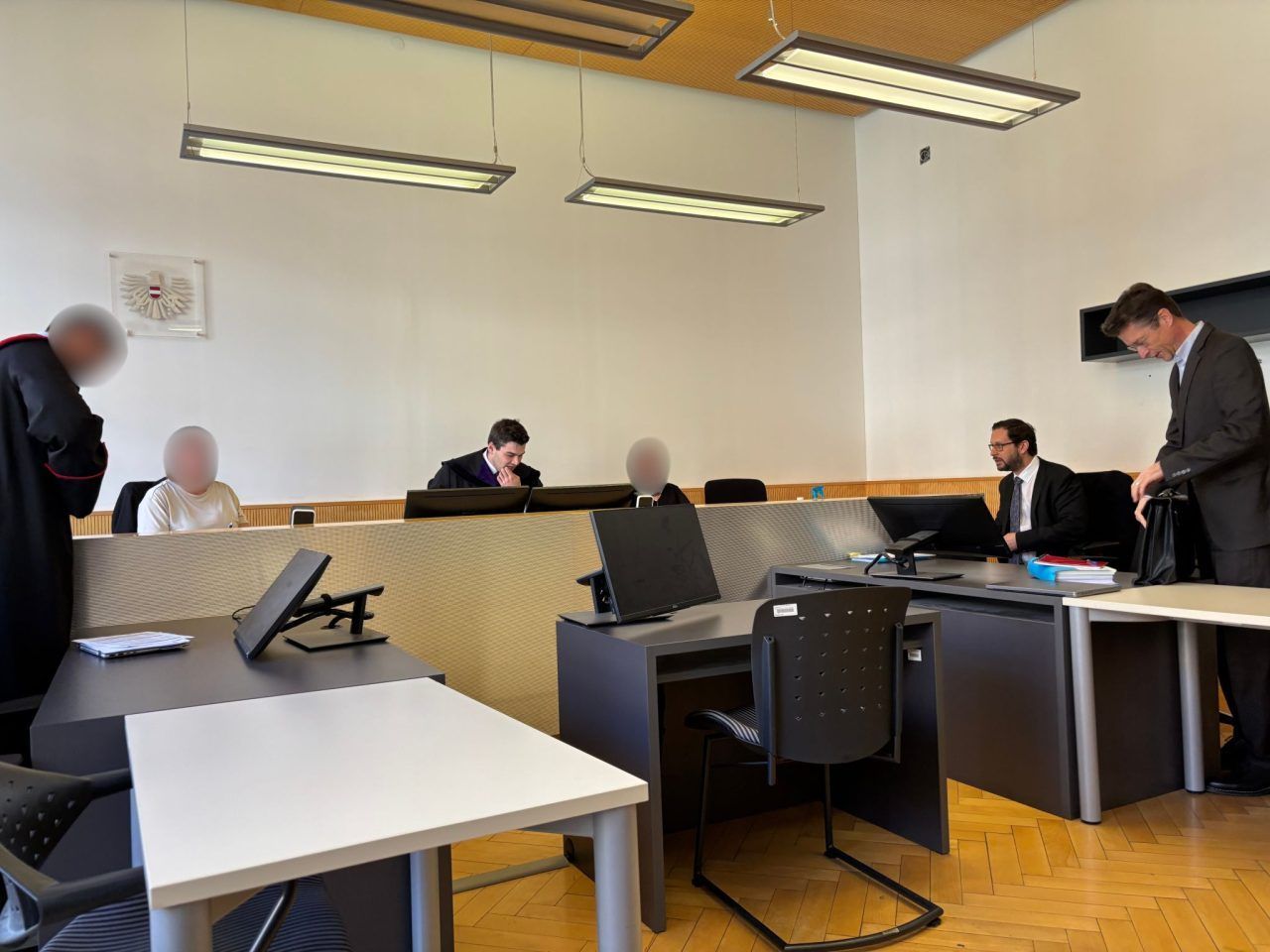 13 Pickerl ohne Prüfung: Zwei Männer nicht rechtskräftig verurteilt