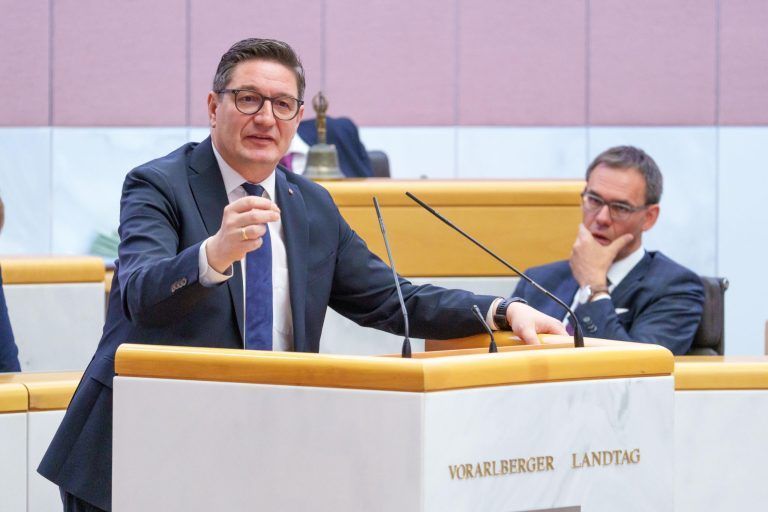 Landtag senkt Hürden für Abschuss von Wölfen