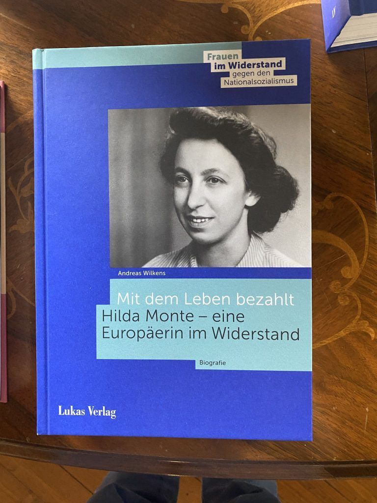 Die erschossene Widerstandskämpferin und der umgedrehte Grabstein