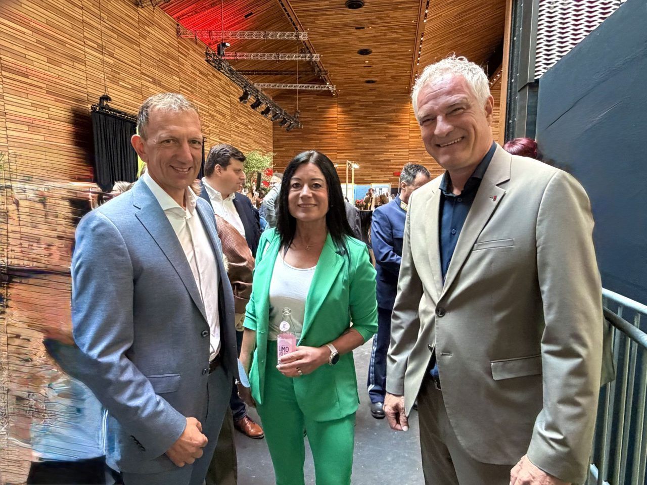 Viel Prominenz bei der Eröffnung der Frühjahrsmesse