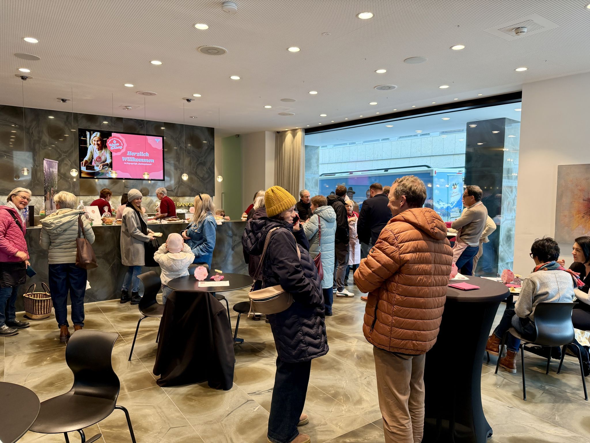 Pop-up-Cafe "Ahna & Ähne" eröffnet