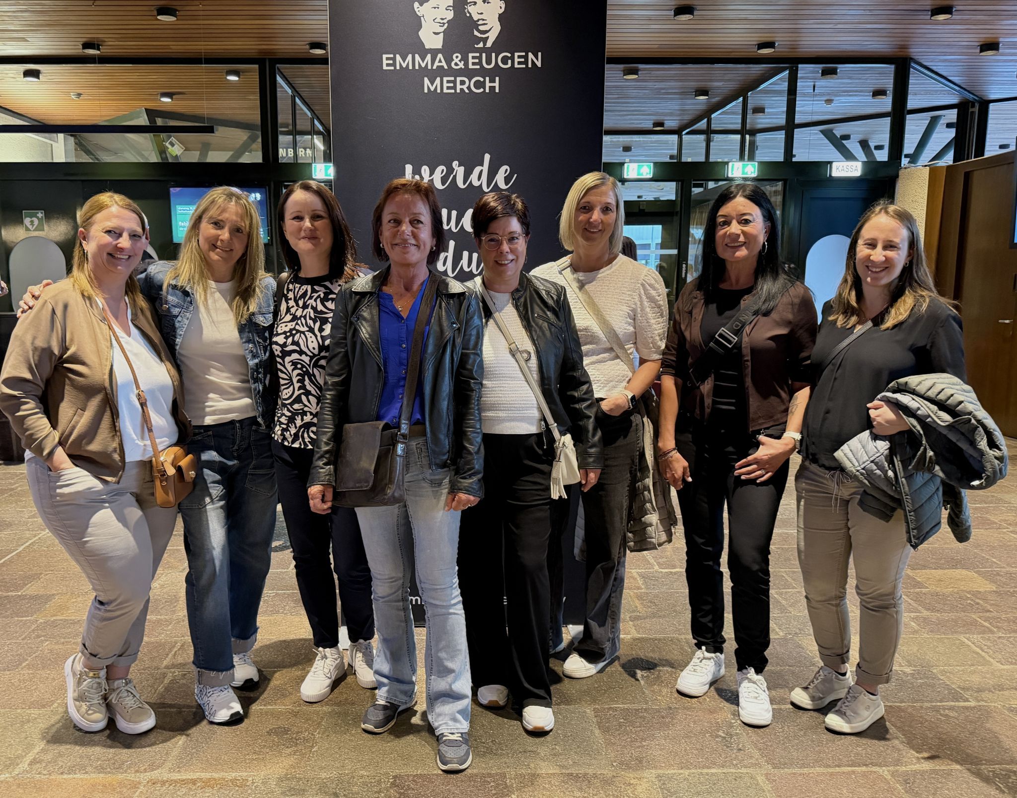 Haslstauder Fans: Manuela Trost,Doris Stocker, Brigitte Hilbe, Gabi Bereuter, Koni Böhler, Elke Böhler, Michi Hilbe