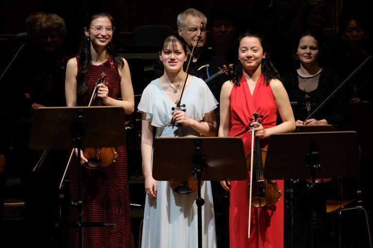 Internalionales Festival Junger Meister