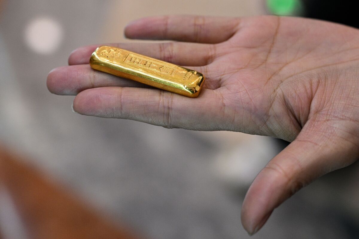 Mögliche Entspannung im Nahen Osten: Goldpreis legt deutlich
