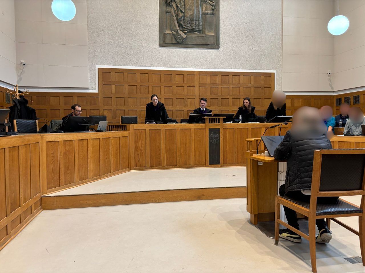 "Ich bin selbst schockiert." – Mann muss sich wegen Post um Völkermord verantworten