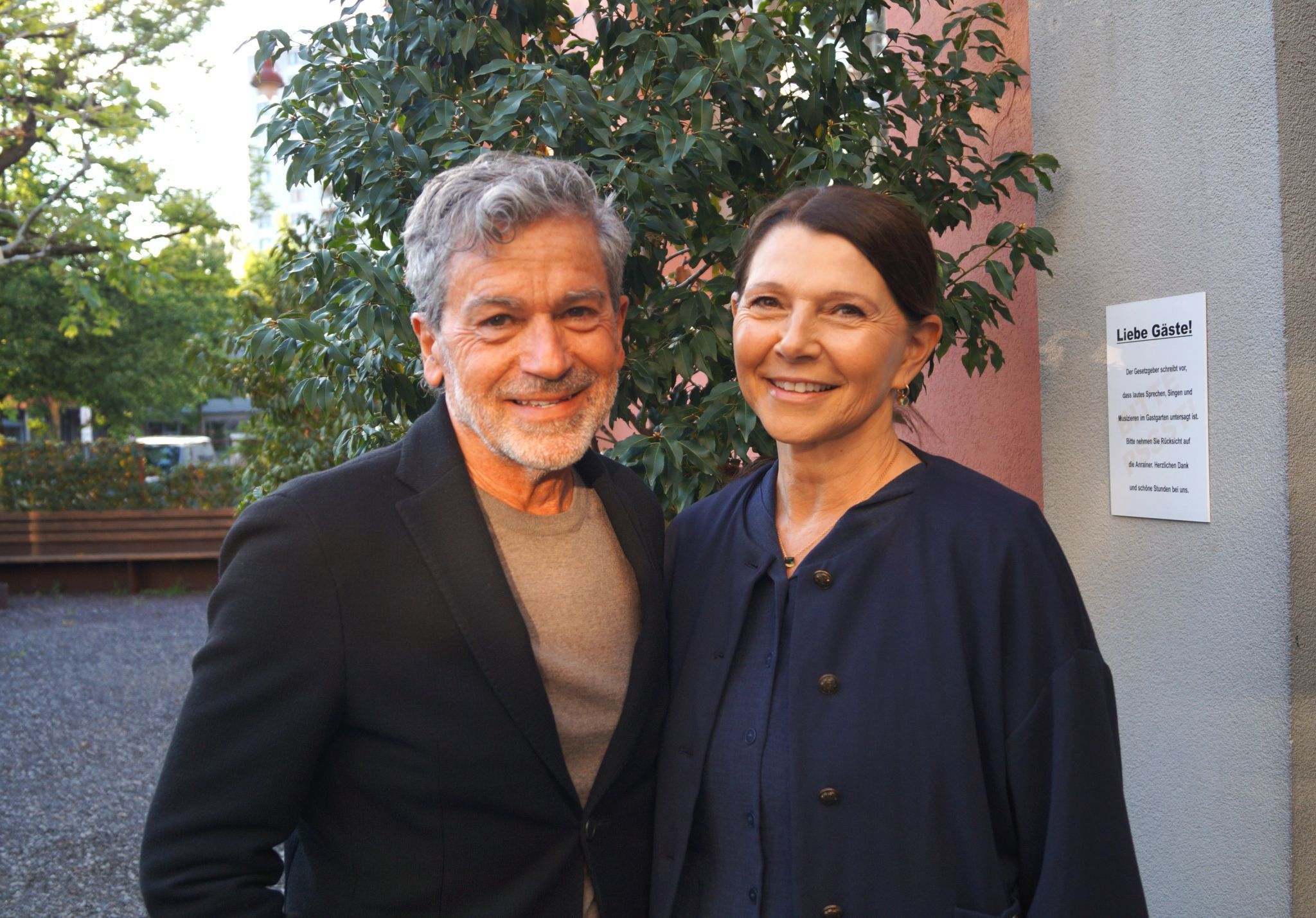 Hanno Schuster (Kreative Wirtschaft) und Landtagsabgeordnete Heidi Schuster-Burda