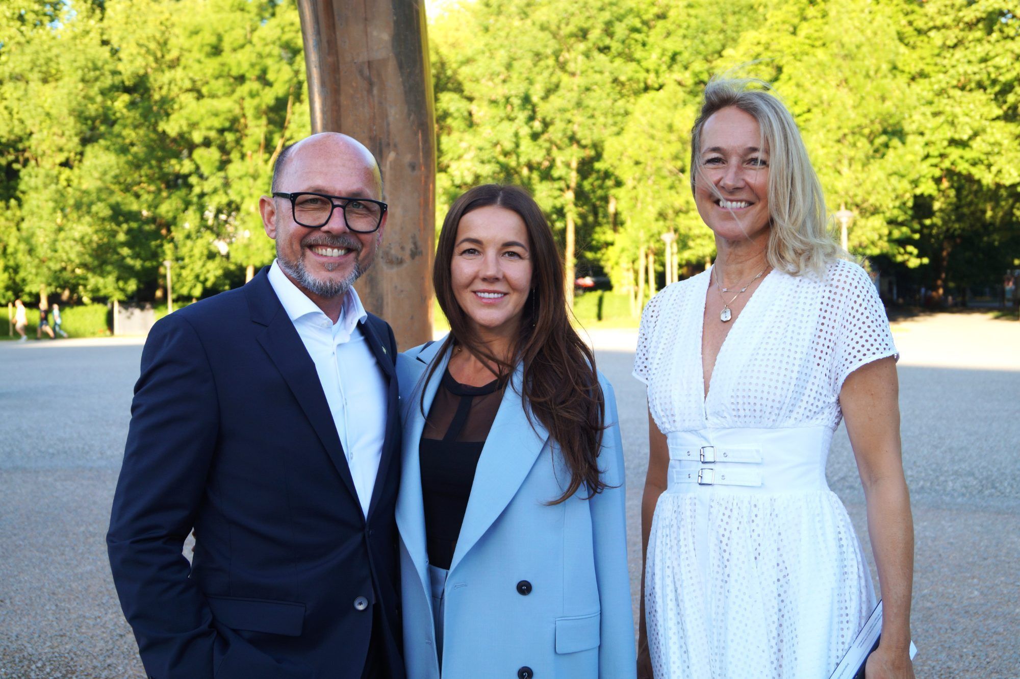 Bürgermeister Michael Ritsch, Elana Lazarchuk und die Leiterin und Initiatorin des Bregenzer Frühlings Judith Reichart