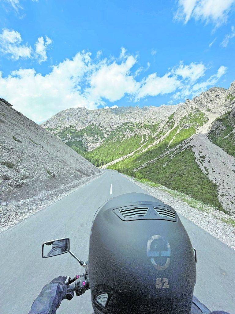 Diese Alpenpässe eignen sich ideal für Motorrad-Tagestouren ab Vorarlberg